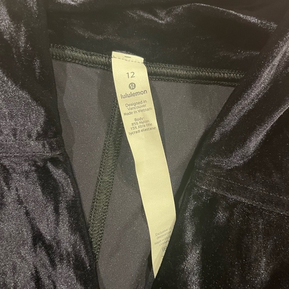 Lululemon leggings - Picture 3 of 4